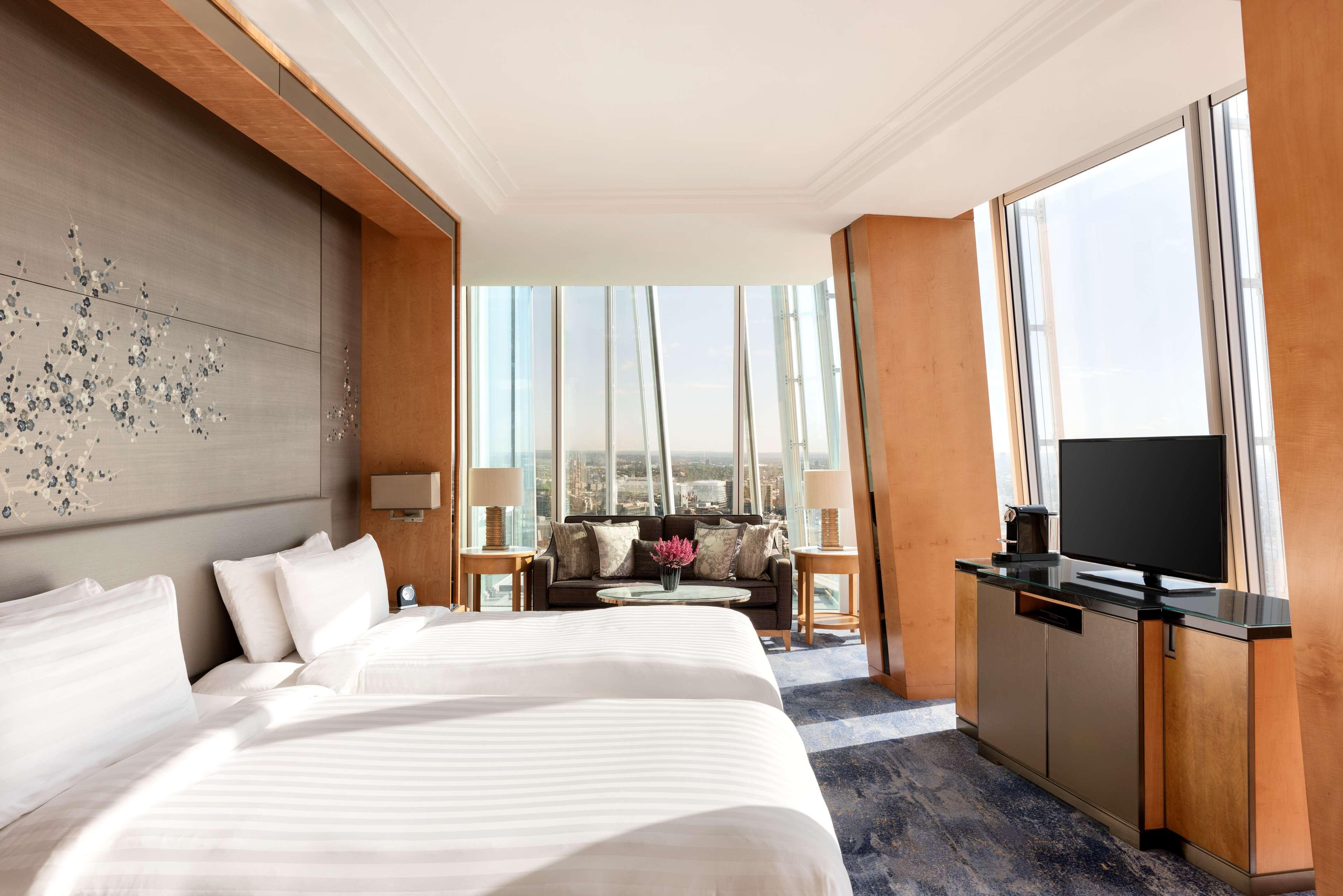 Shangri-La The Shard, Londra Esterno foto Deluxe Suite