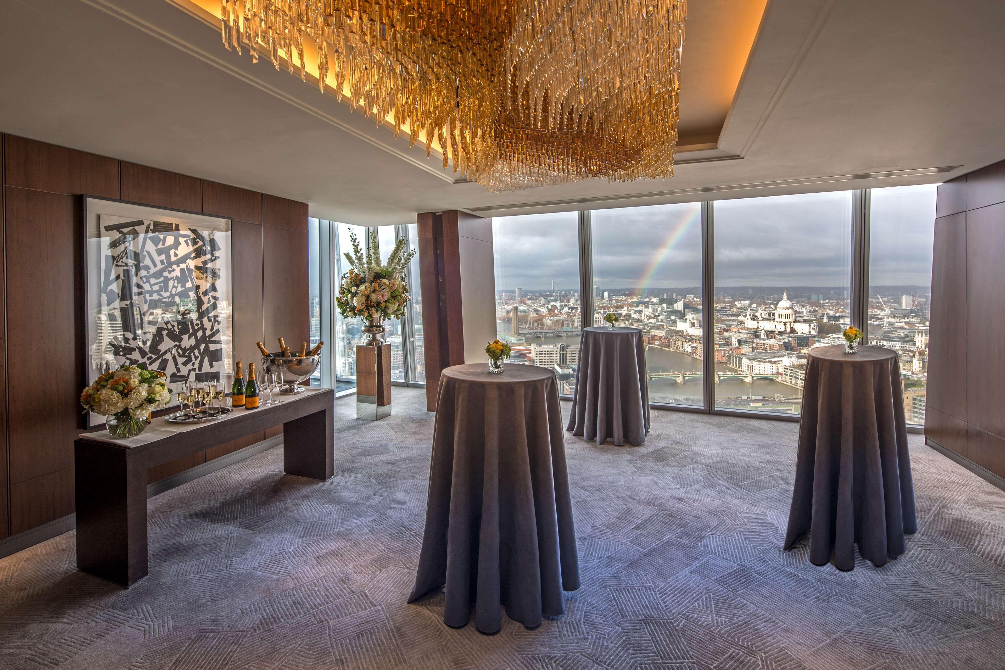 Shangri-La The Shard, Londra Esterno foto The Westin London