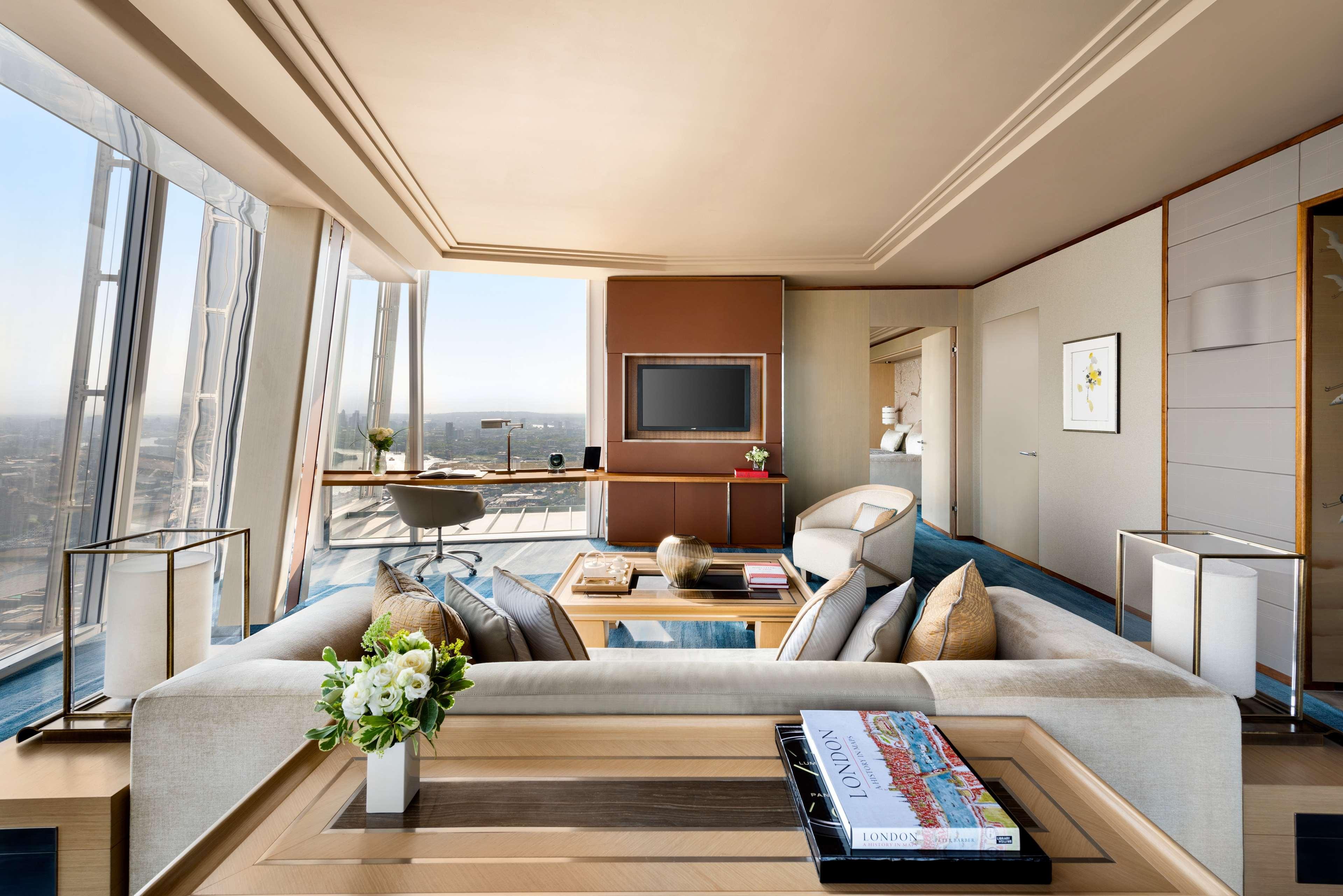 Shangri-La The Shard, Londra Esterno foto The interior of a Sky Residence