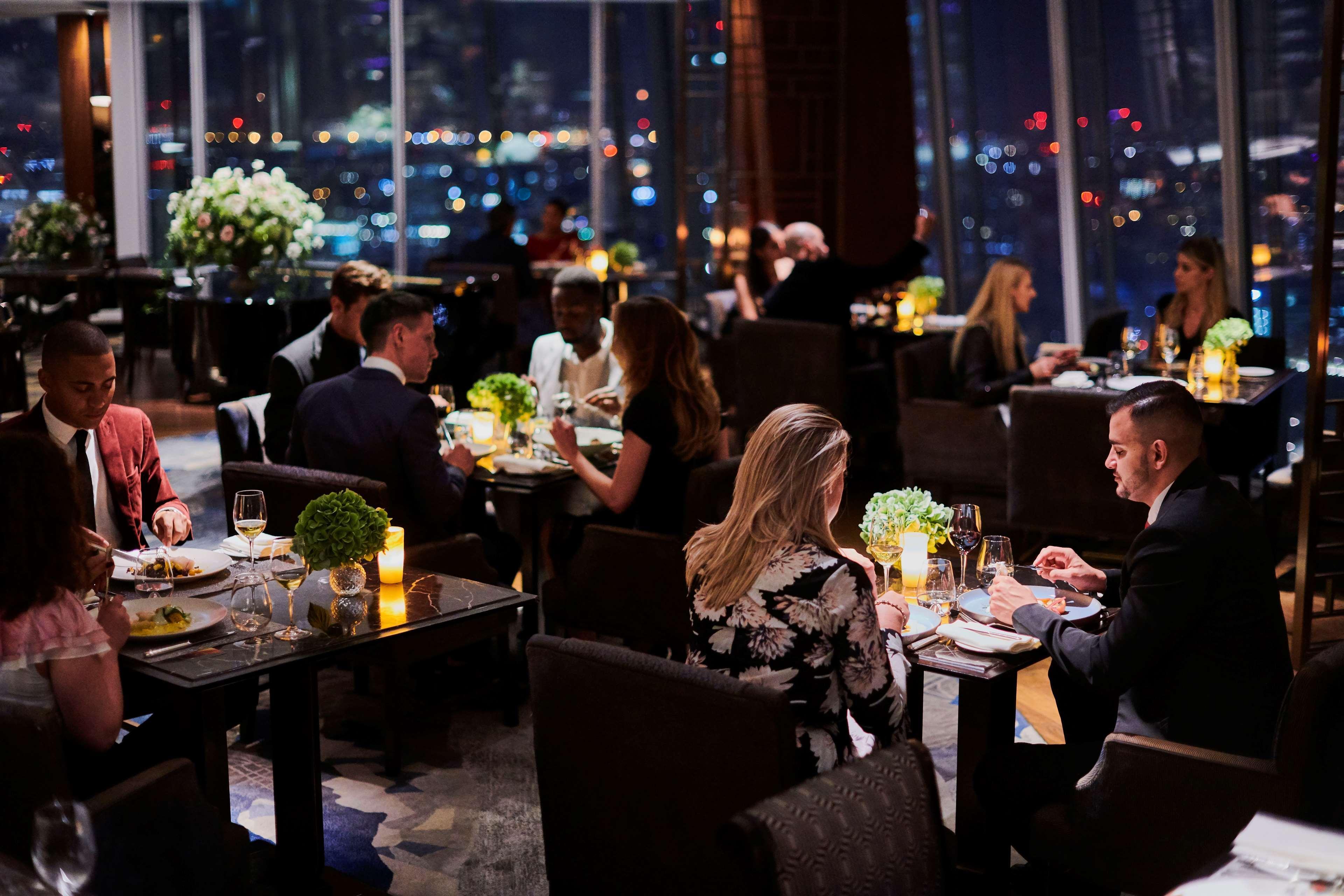 Shangri-La The Shard, Londra Esterno foto The interior of the restaurant